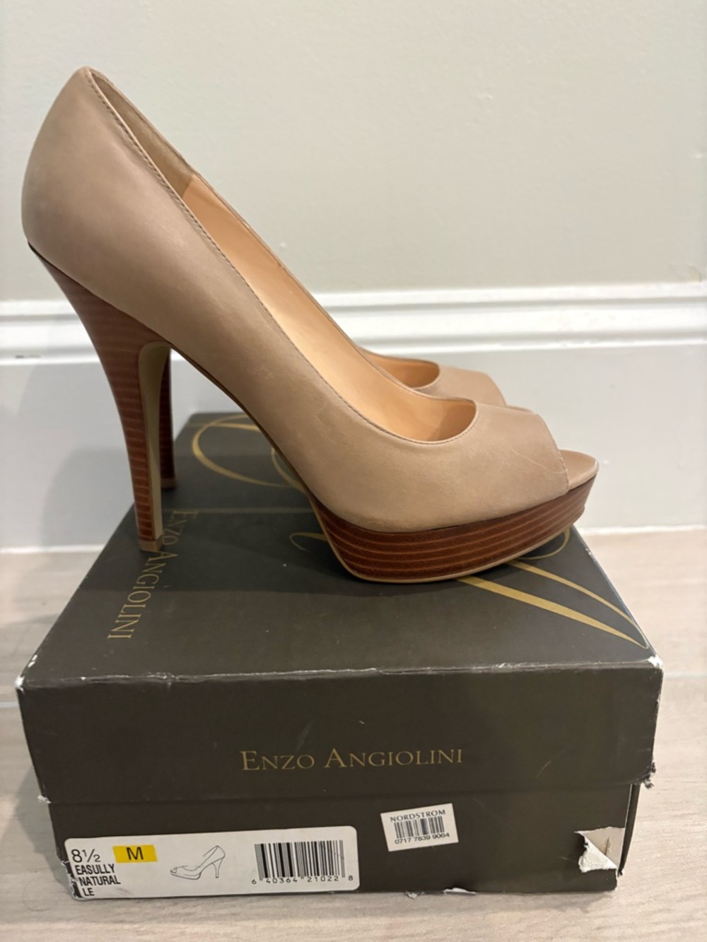 Enzo Angiolini Nude Peep Toe Platform Heels Size 8.5M Classic Pumps - Picture 9 of 9